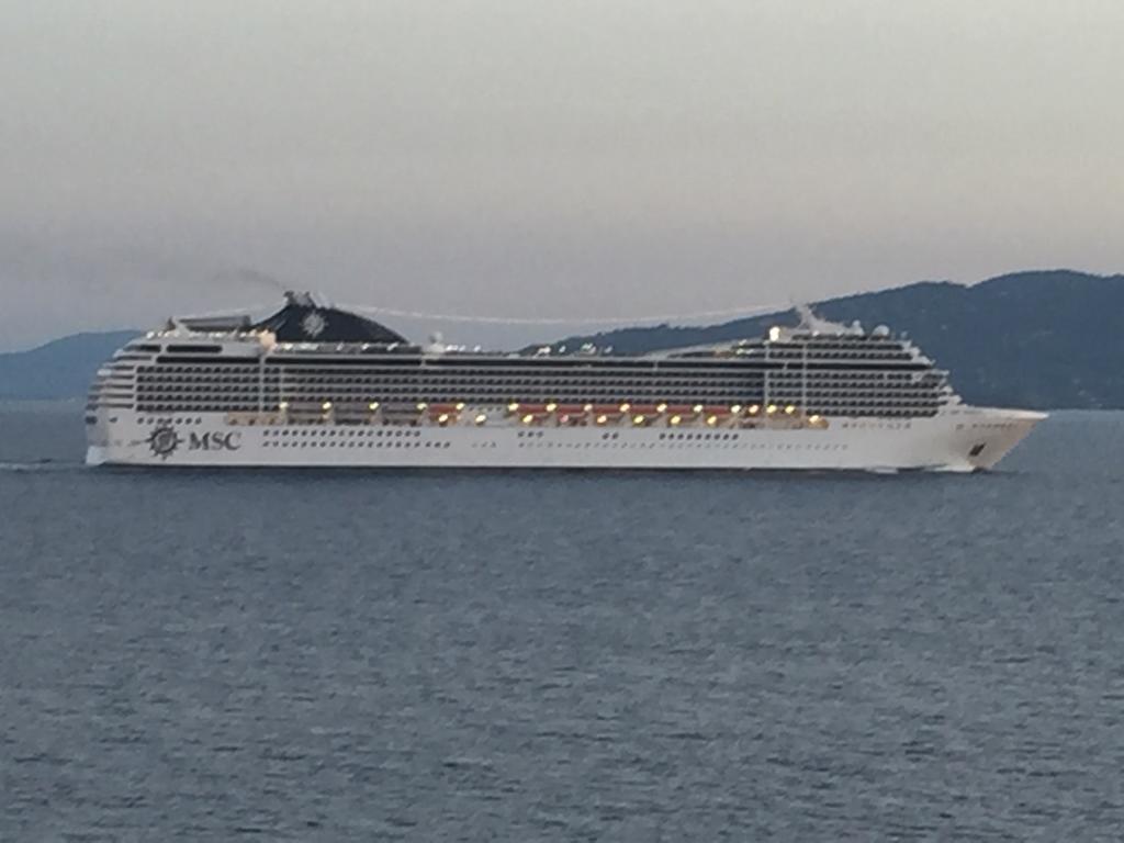 Royal Apartment Luxury Holiday For Queen And King Sarande Exterior photo